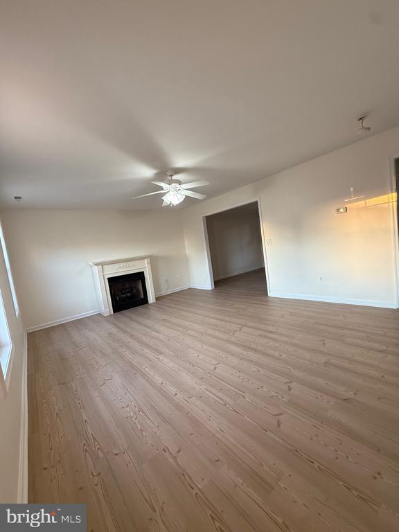 Building Photo - 93 Downey Oak Cir