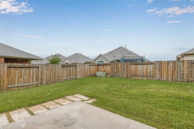 Building Photo - 3618 Hera Dr