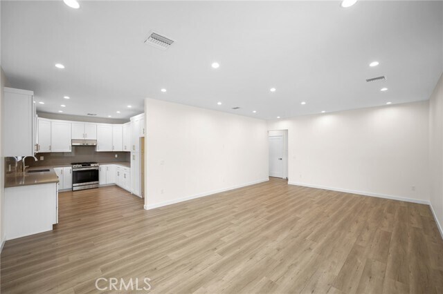 Building Photo - 9947 Covello St