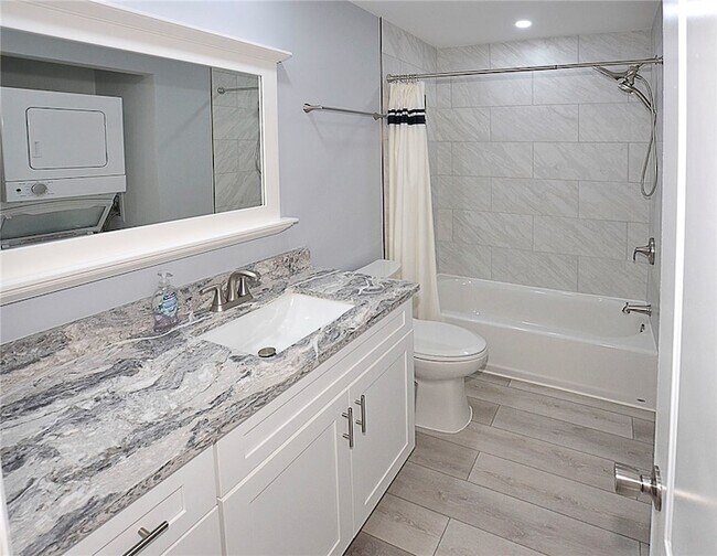 Building Photo - 50 Woodland Dr