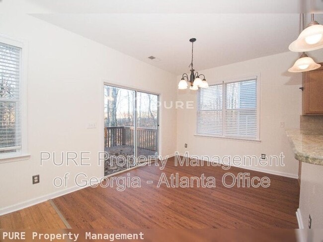 Building Photo - 4363 Walforde Blvd