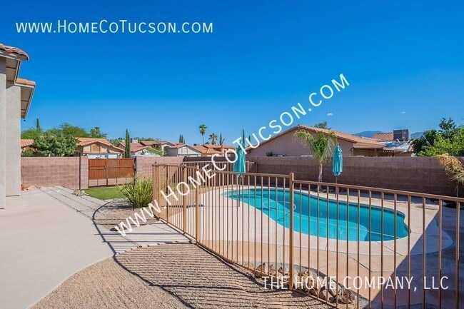 Building Photo - 2581 W Camino De La Joya