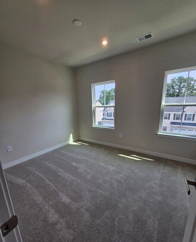 Building Photo - Long Term Rental Townhouse in Forest Pines - Myrtle Beach, SC