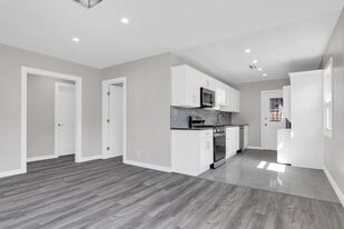 Building Photo - 5973 Guthrie Ave