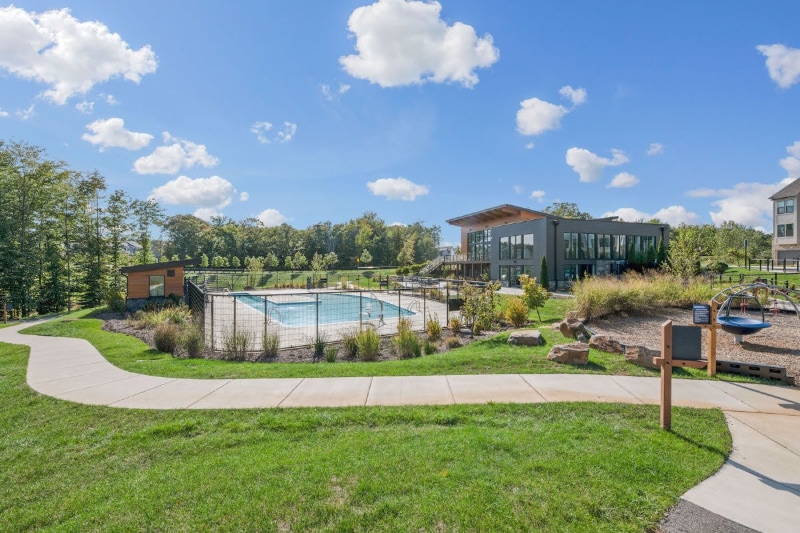 Building Photo - 333 Alluvium Dr