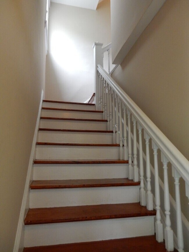 Building Photo - Allison/434