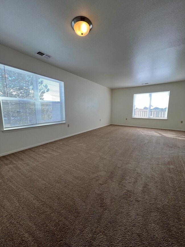 Building Photo - 1291 Dakota Dr