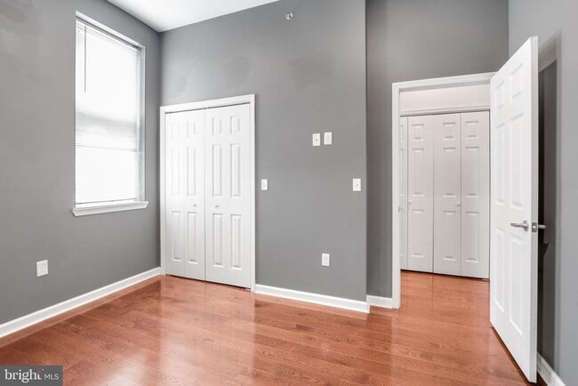 Building Photo - 511 South St