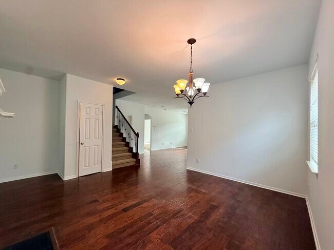 Building Photo - 2814 Ridgeglen Ln