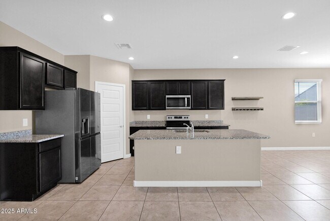 Building Photo - 5441 W Western Star Blvd