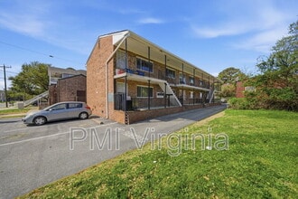 Building Photo - 9563 15th Bay St