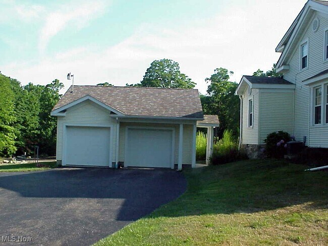 Building Photo - 7108 Wakefield Rd