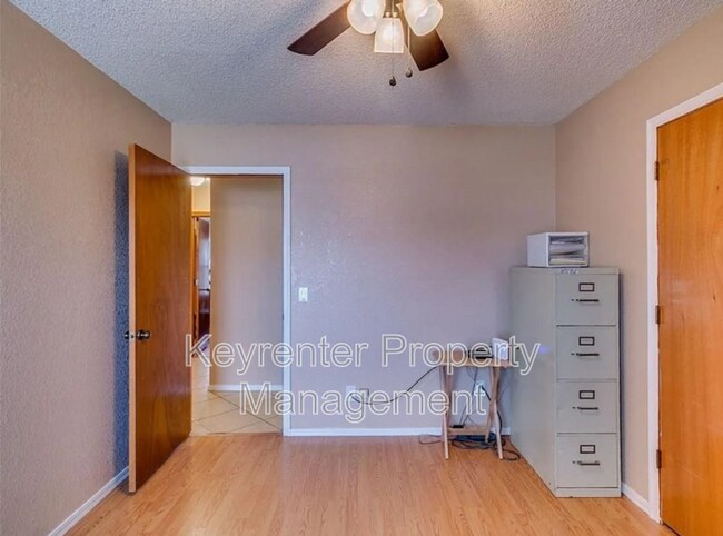 Building Photo - 8301 Azurewood Dr