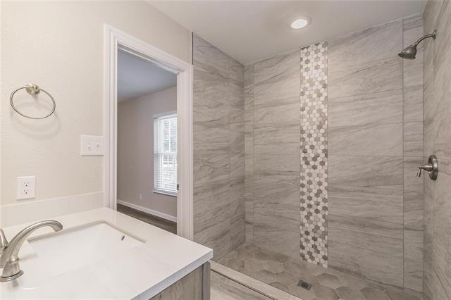 Building Photo - 316 S 2nd St