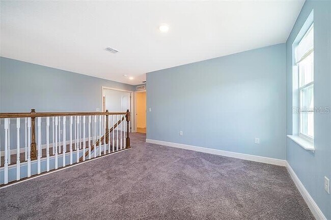 Building Photo - 626 Taft Dr