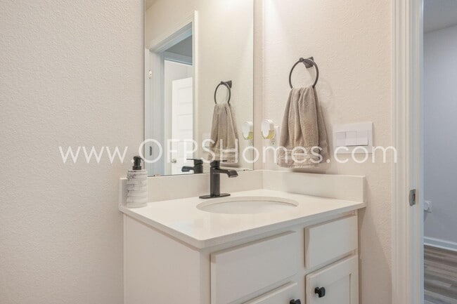 Building Photo - 4618 Naval Ct