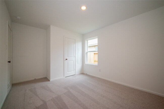 Building Photo - 6147 Sunburst Scarlet St