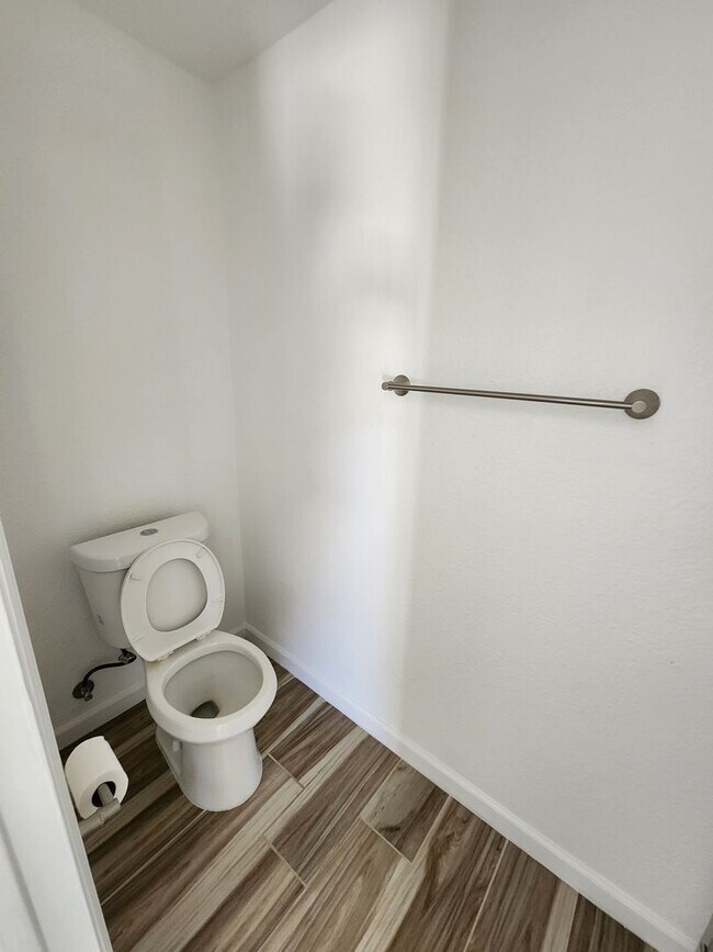 Building Photo - 6439 Camarilla Ave