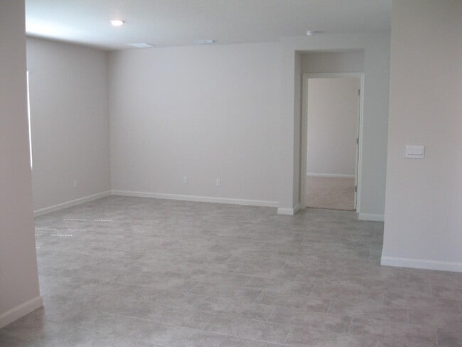 Building Photo - 476 Seafoam Cir