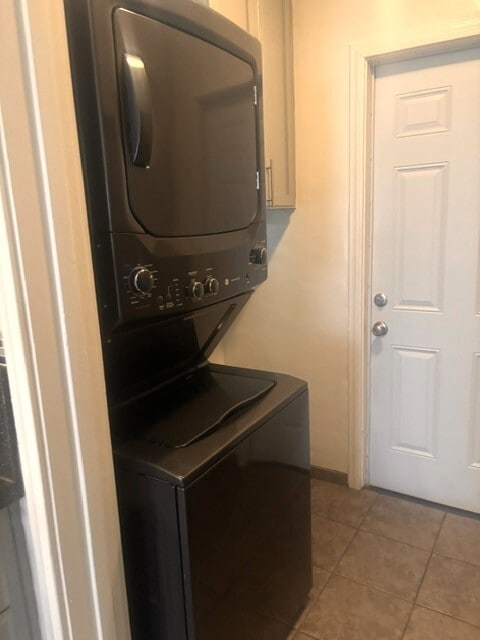 New stack washer/dryer - 14832 Hartsook St