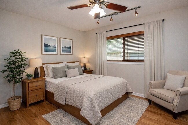 Building Photo - 21106 Park Mt Dr