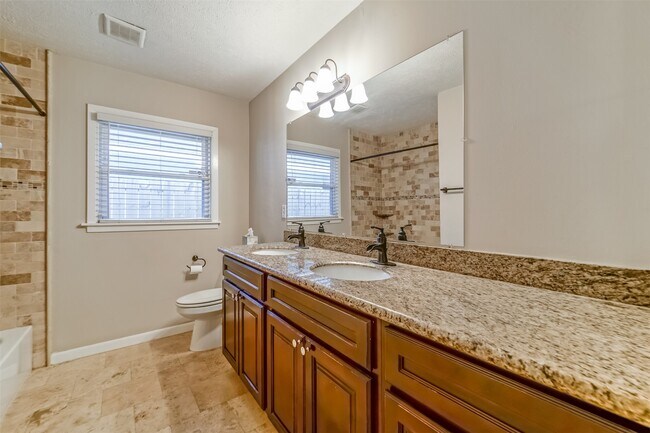 Building Photo - 3419 Norris Dr