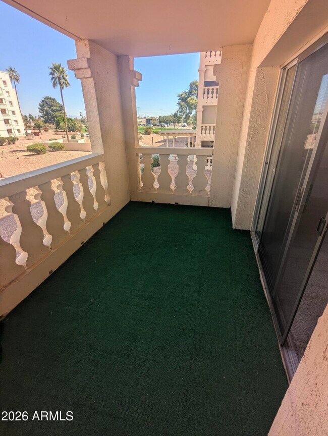 Building Photo - 7910 E Camelback Rd