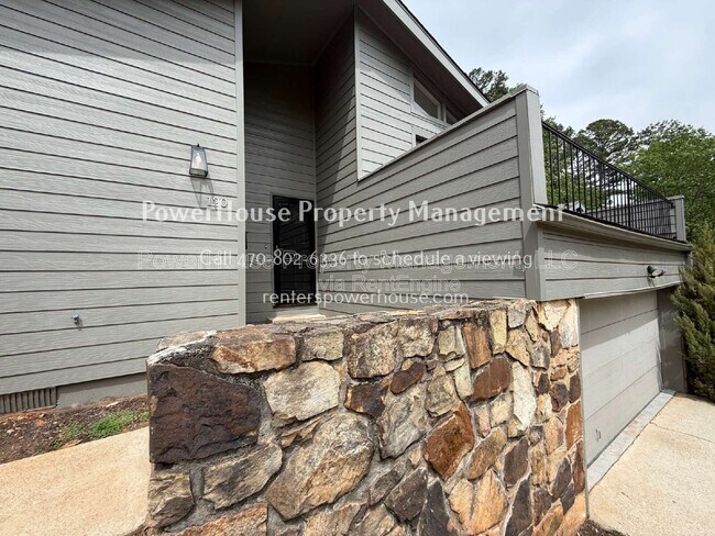 Building Photo - 120 Leeward Ln