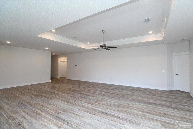 Building Photo - 10988 Coues Dr