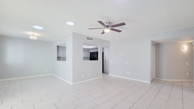 Building Photo - Townhome with two car garage! Community pool!