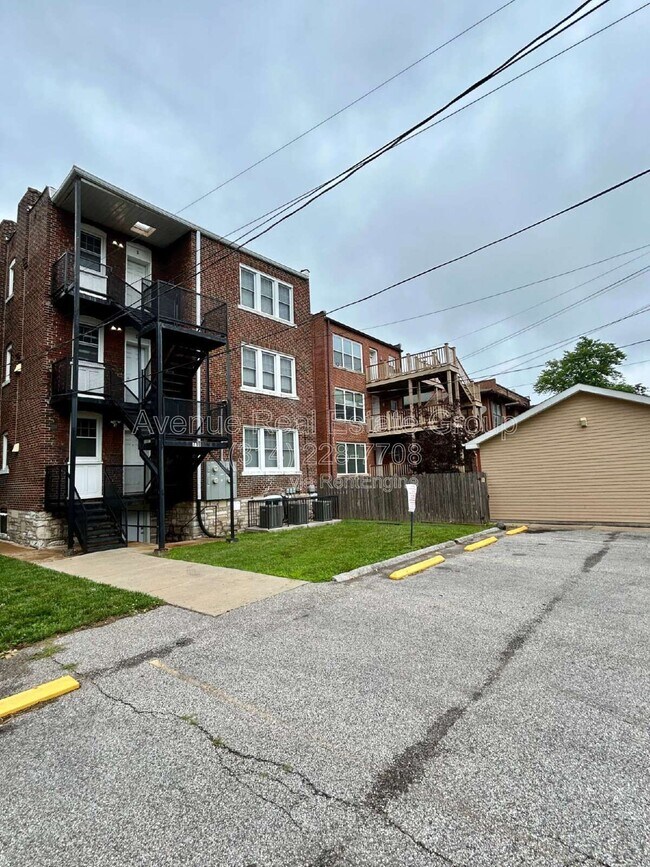 Building Photo - 716 Westgate Ave