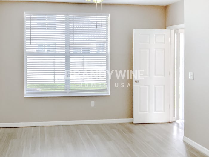 Building Photo - 9701 Carlsdale Dr