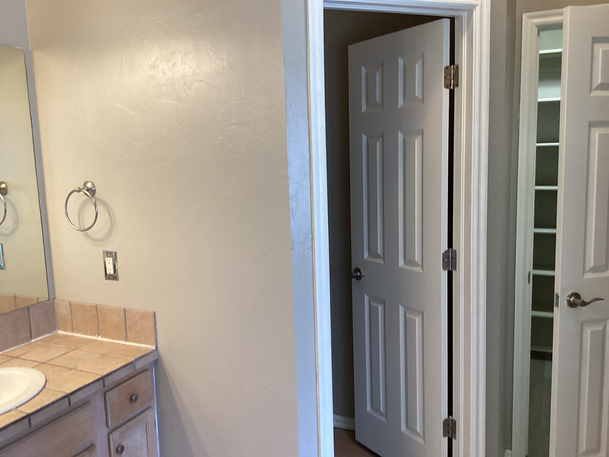 Building Photo - 17533 Zinc Dr