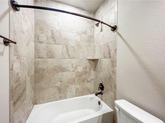 Building Photo - 3018 Diego Dr