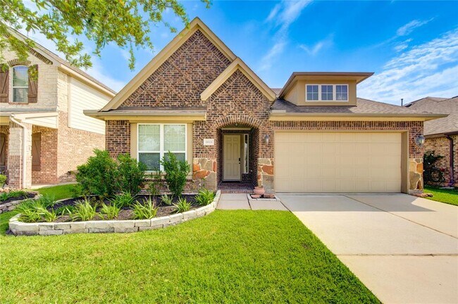 Primary Photo - 18318 Russett Green Dr