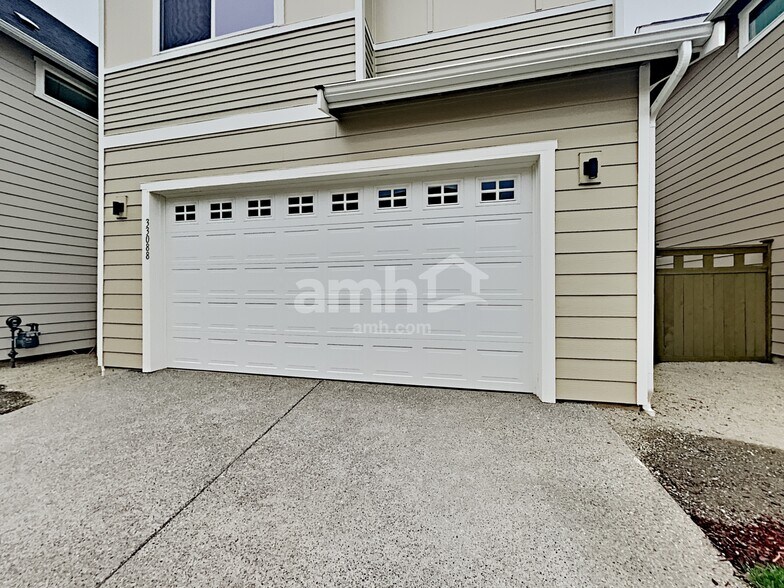 Building Photo - 33088 Naches Peak Ln