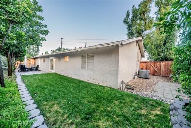 Building Photo - 4659 Crestview Dr