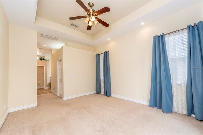 Building Photo - 10639 Hatteras Dr