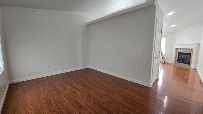 Building Photo - 6911 Hunter Dawn Way