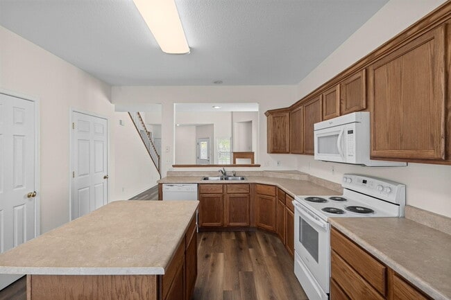 Building Photo - 3252 Wind River Cir