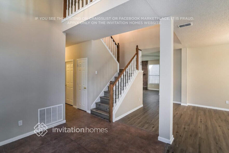 Building Photo - 7840 Clover Leaf Dr