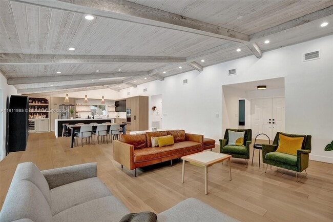 Building Photo - 1020 Bayberry Point Dr