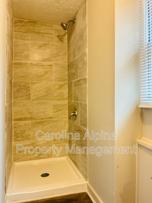 Building Photo - 1315 Ware Ave