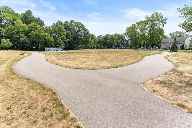Building Photo - 32724 Laurelwood Ct