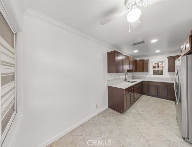 Building Photo - 211 E California Ave