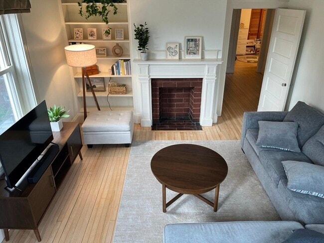 Building Photo - 175 Hancock St