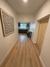 Building Photo - 1617 Crystal Ct W