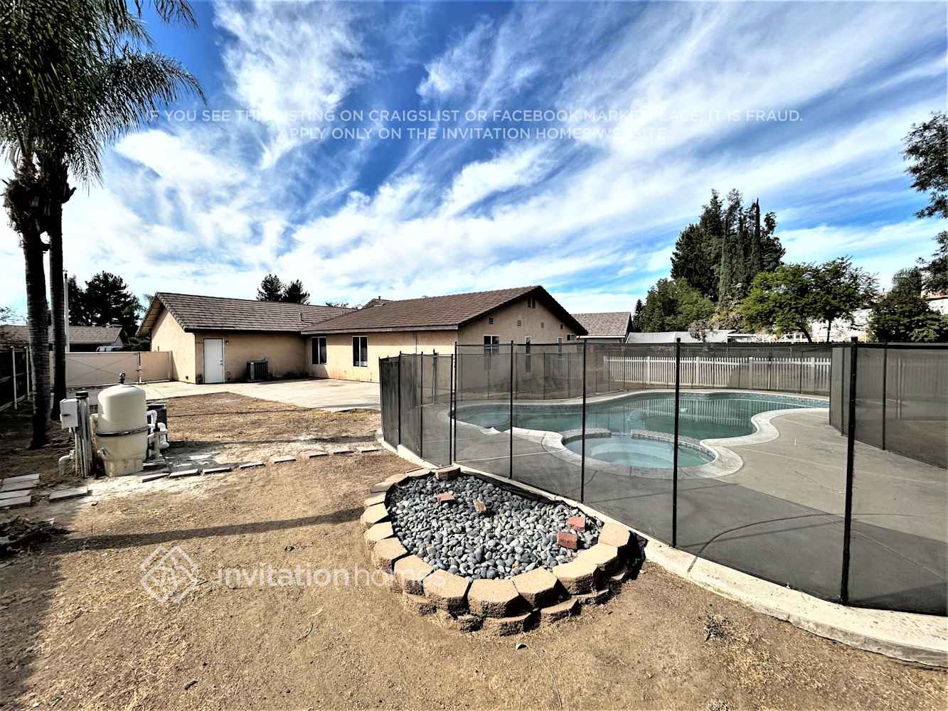Building Photo - 12388 Via De Palmas Dr