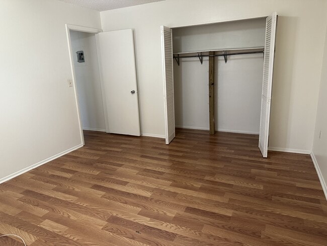 Building Photo - 4800 Rilma Ave