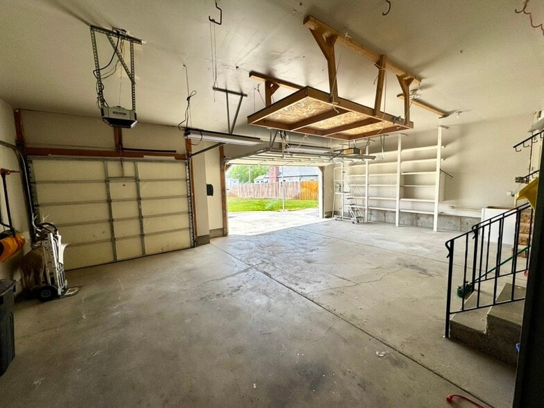 Building Photo - 1598 N 500 W